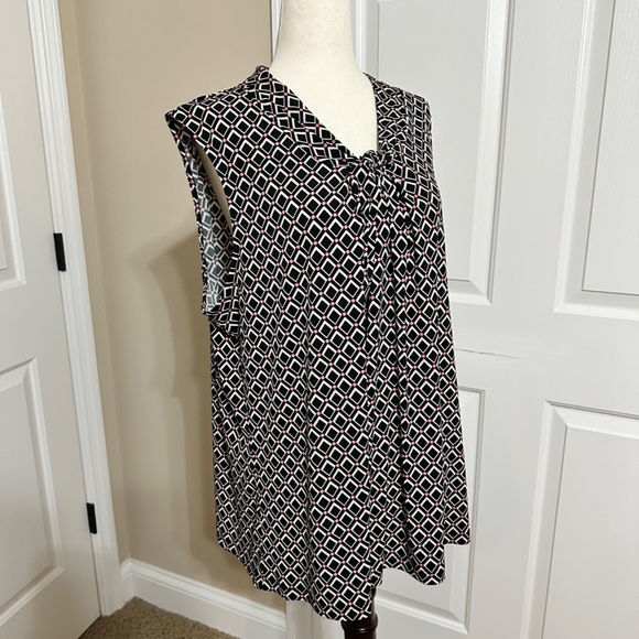 New Without Tags - Picture 1 of 4